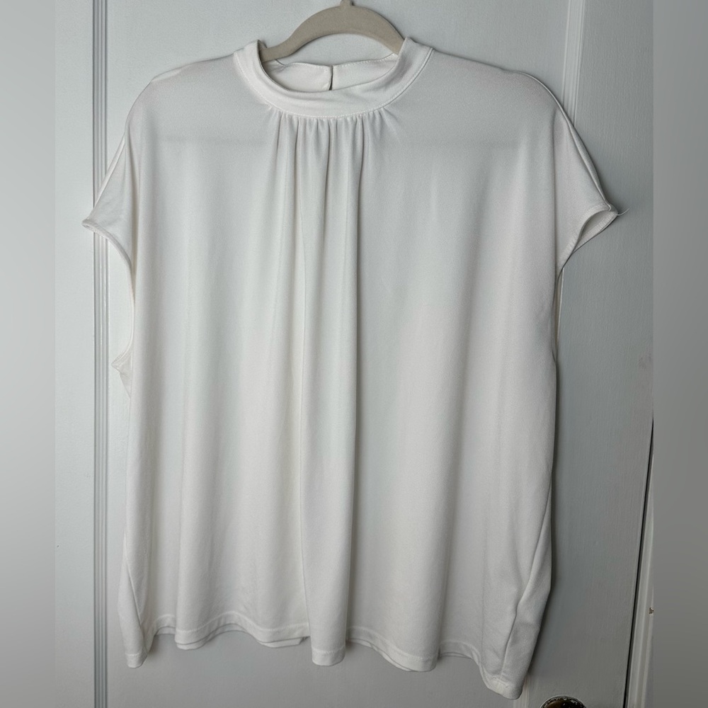 H&M White Mock Neck Short Sleeve Blouse